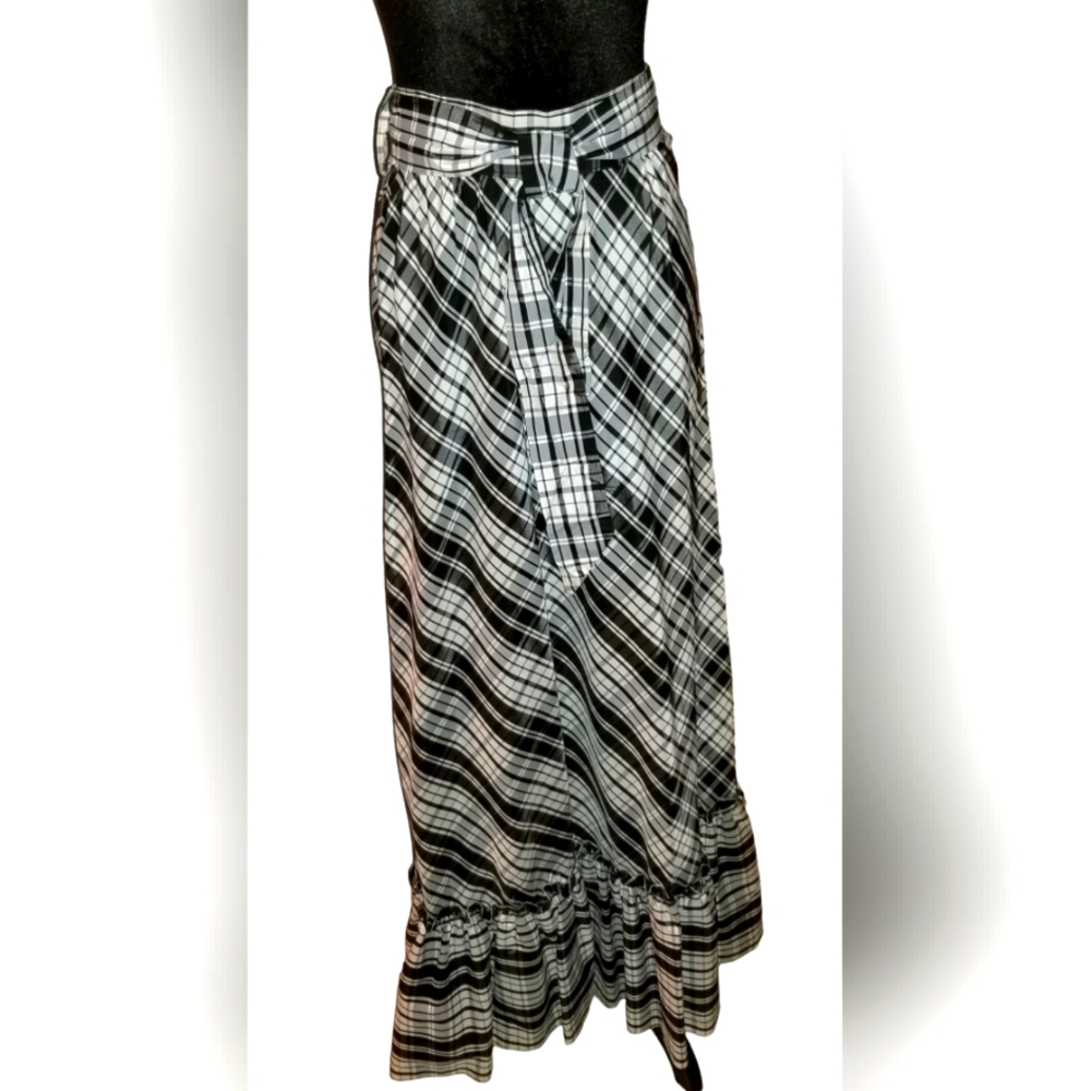 Vintage 1960s plaid maxi skirt.